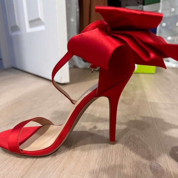 Lulu's Shoes Nwot Red Satin High Heel Bow Shows Poshmark
